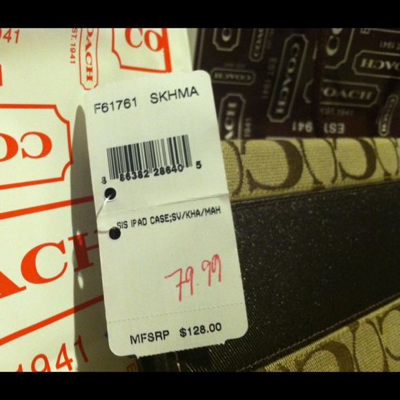 Authentic iPad case - Picture 2 of 3