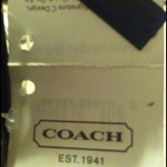 Authentic iPad case - Picture 3 of 3