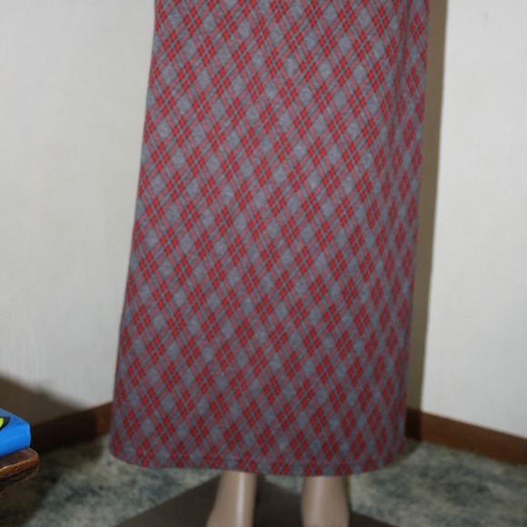 Red and Grey Checked Skirt - Picture 3 of 3