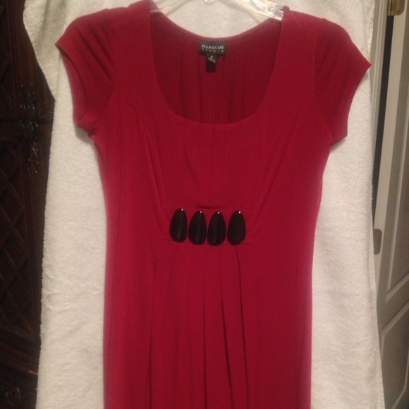 Red/burgandy dress great for office or date night.