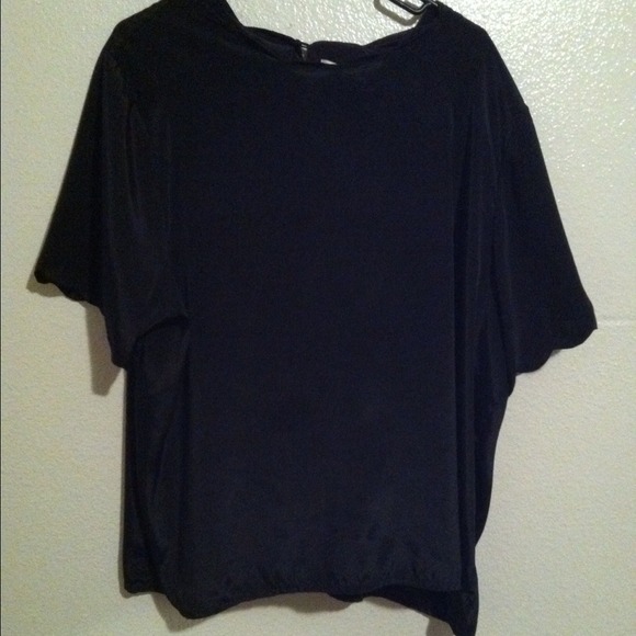 🌻SOLD🌻Oversized black blouse