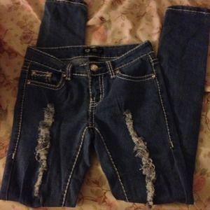 Distressed skinnies