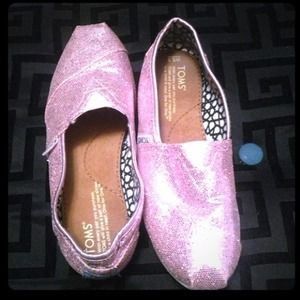💗 Pink Sparkly Toms