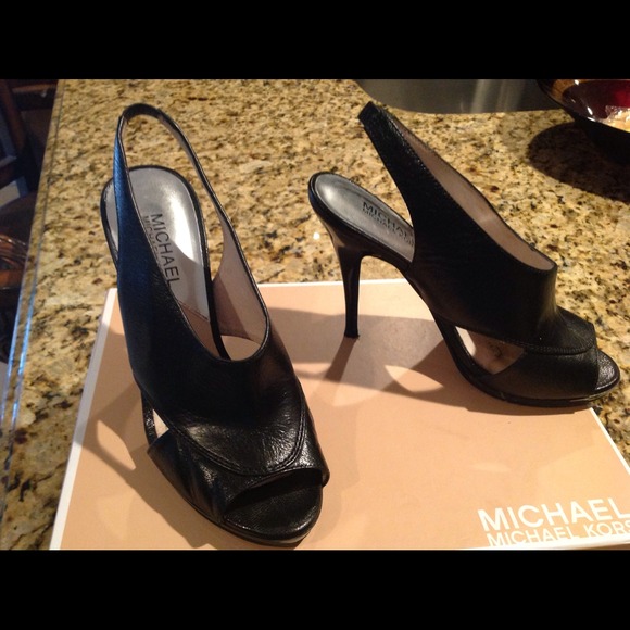 💥Reduced💥MICHAEL KORS black heels - Picture 3 of 4