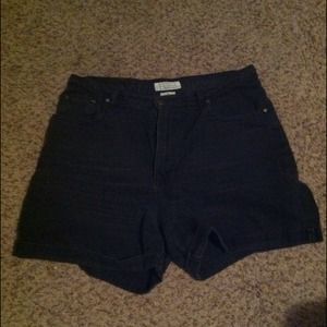 🌻SOLD🌻Black high waisted shorts