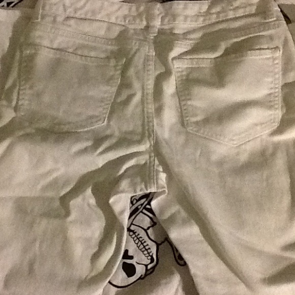 π«SOLD IN BUNDLE π« WONDER skinny crop white jean - Picture 3 of 4