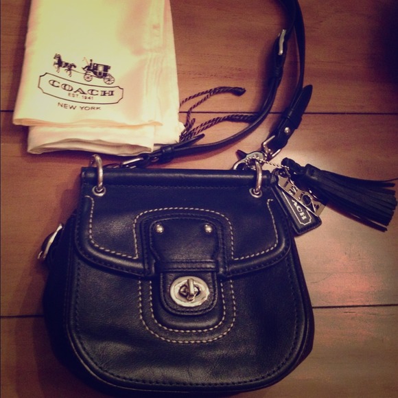 SOLD Coach Navy Crossbody Bag Mini Willis 19886