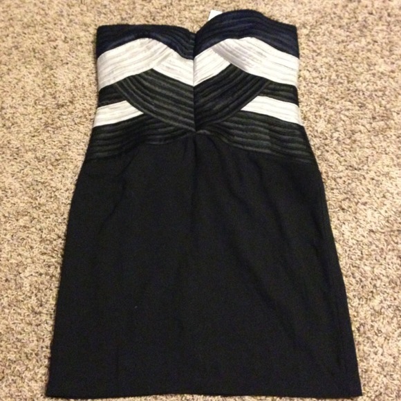 ❤️Now 10$❤️Pretty Dark Strapless Medium Dress