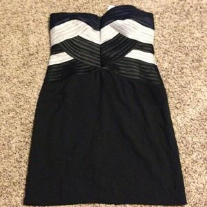 ❤️Now 10$❤️Pretty Dark Strapless Medium Dress