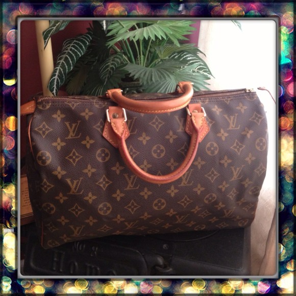 Authentic Louis Vuitton Speedy 35