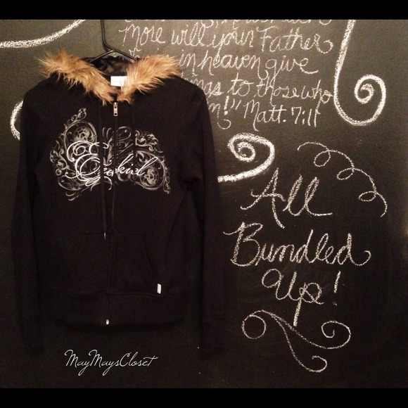 🔷🔷WON IN A BUNDLE🔷🔷Ezekiel Zip Up