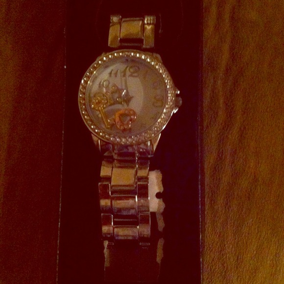 Brand New Girls Watch