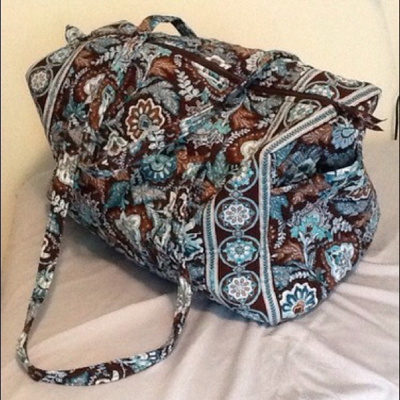 Vera Bradley duffle bag