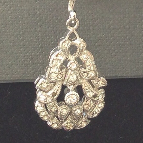 Stunning Eliot Danori Earrings-Offers R Welcomed - Picture 3 of 4