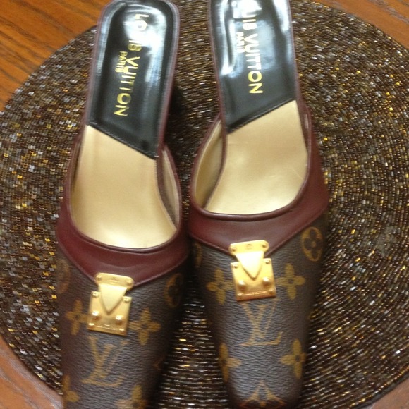 Shoes size 7 like new