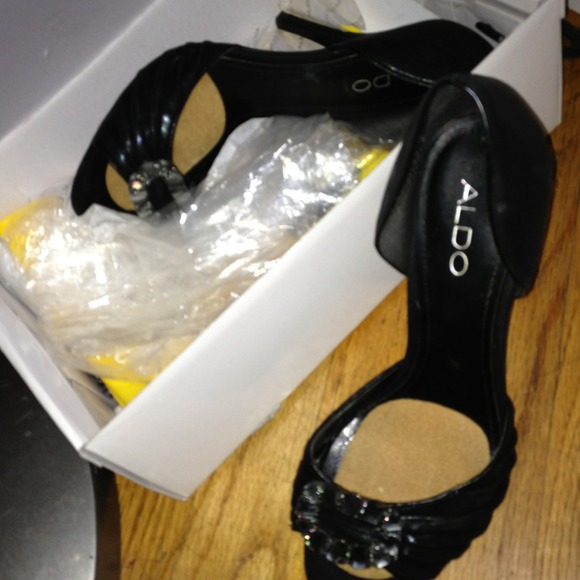 Formal heels