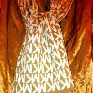 Michael Kors Fall Scarf
