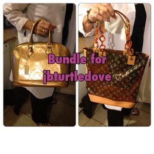 Bundle for jbturtledove! Don't forget my charger:)