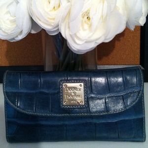 Dooney & Bourke Blue Croco Clutch Wallet