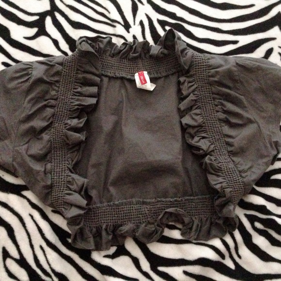 Ruffle crop jacket