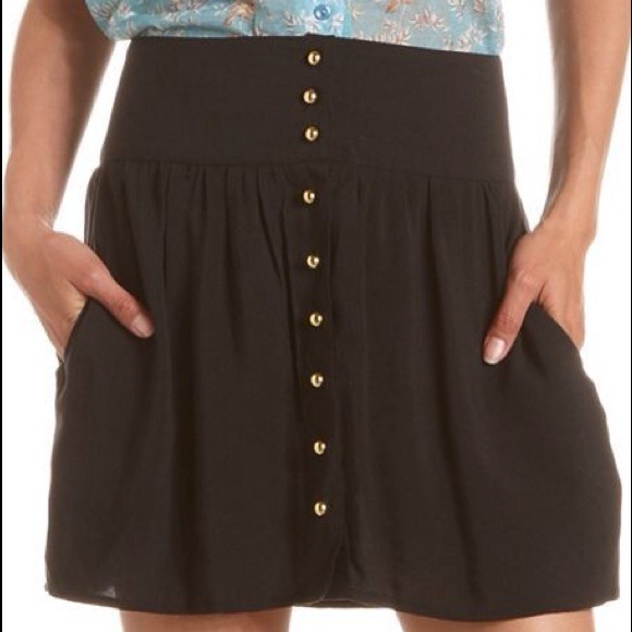 🍉NWT! Button Up Black Skirt🍉