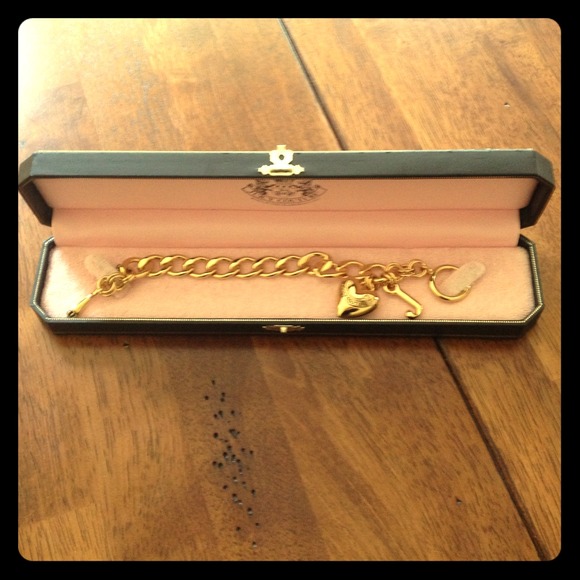 Sold!!!⭐Juicy Couture Gold Bracelet⭐