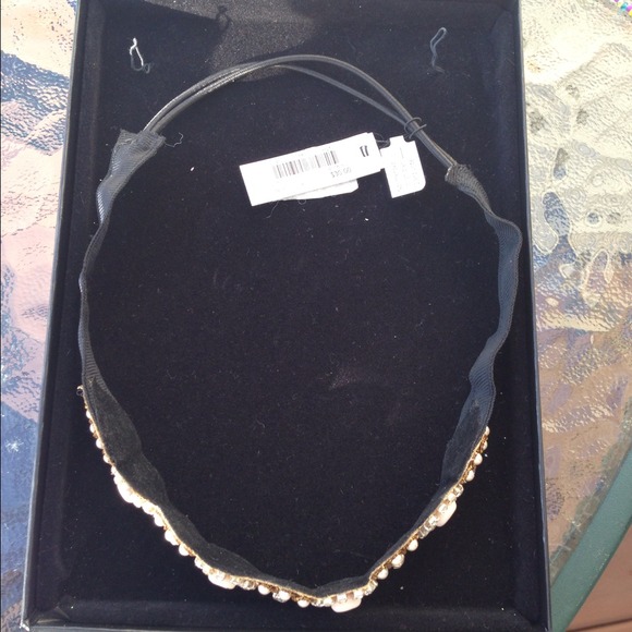 Sparkle Jeweled Elastic Headband 😉 - Picture 2 of 4