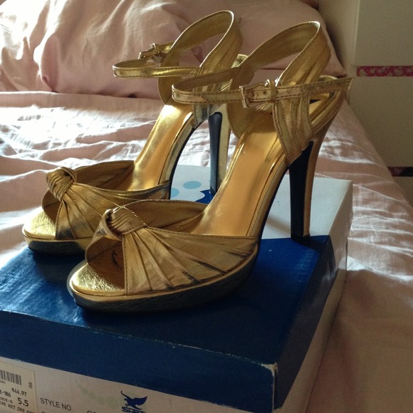 Gold peeptoe heels