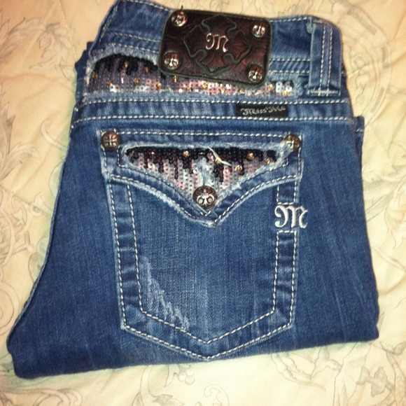 Miss Me jeans size 29.