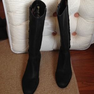 NEW Clarks black leather boots