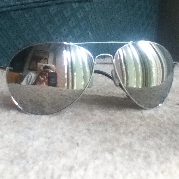 Oversized Mirrored Aviator Sunglasses😎