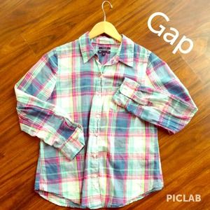 GAP brand plaid shirt!
