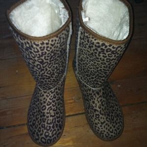 Cheetah print tall boots!