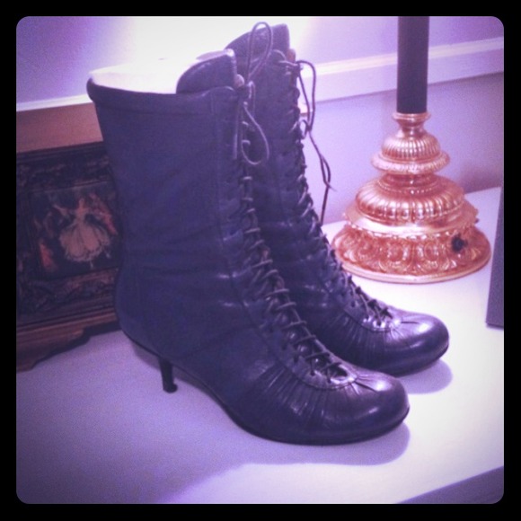 Biviel  Boots - ⭐️Host Pick⭐️Steal Blue Victorian Styled Boots