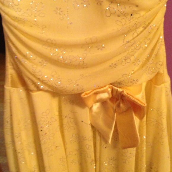 Yellow Homecoming Dress - Picture 4 of 4