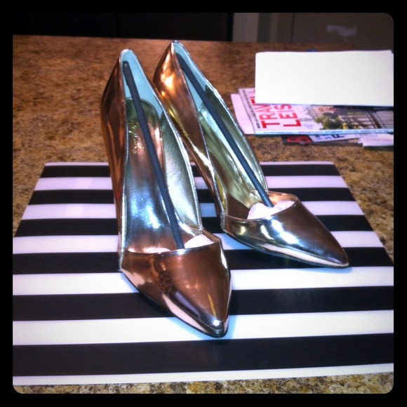 Qupid Rose Gold D'orsay Pumps