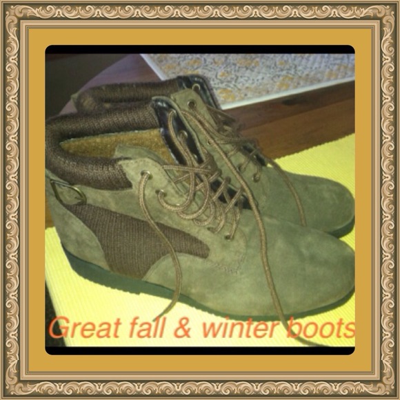 SOLD🍁🍁🍁Ladies Brown boots🍁🍁nwot