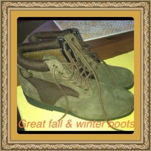 SOLD🍁🍁🍁Ladies Brown boots🍁🍁nwot