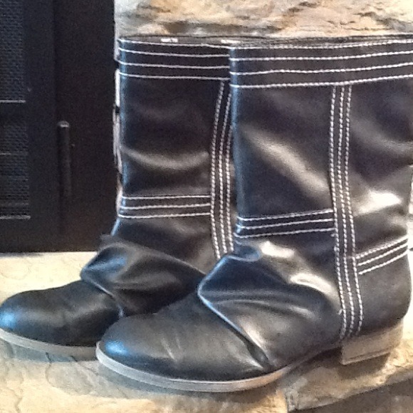 Candies short black boots.  Super cute!!