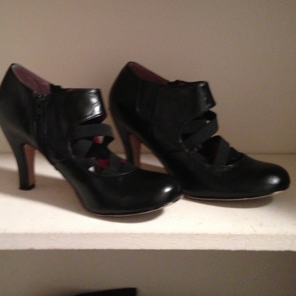 Steve Madden Shoe