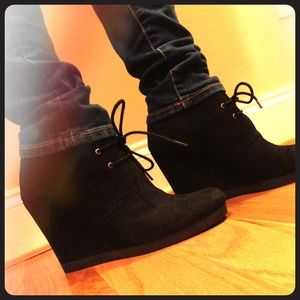 Nine West suede booties