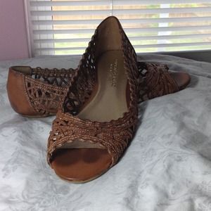 Open toed flats✨💋