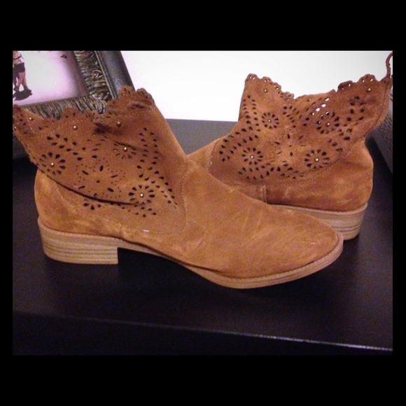 Leather Boots NEVER WORN