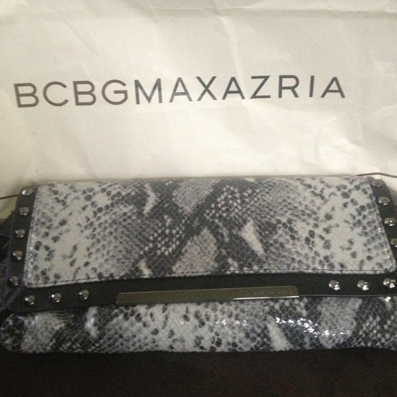BCBGMAXAZRIA PURSE