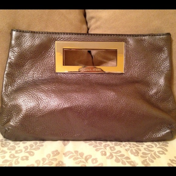 Michael Kors Clutch in GUNMETAL - Picture 1 of 3