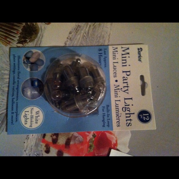 Hold for @supermom13 Lights and cake set bundle