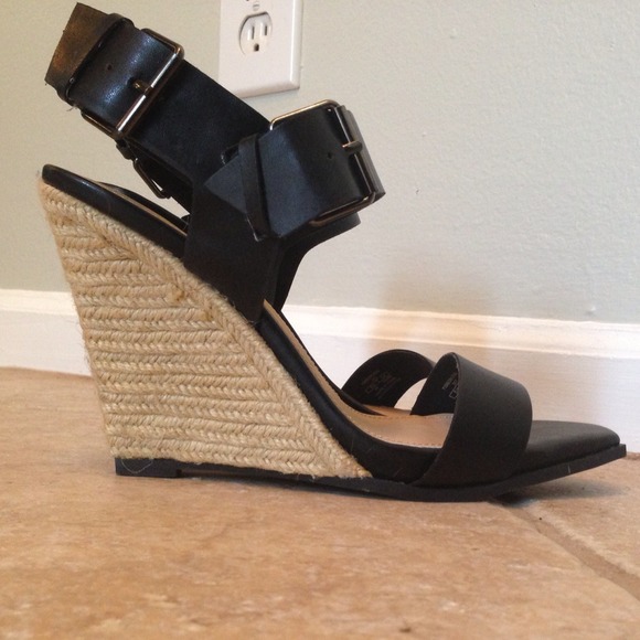 Zara Summer wedge sandles. New Never Worn - Picture 3 of 4