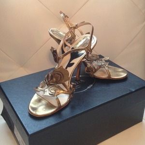 Prada shoes, silk fume liber alba