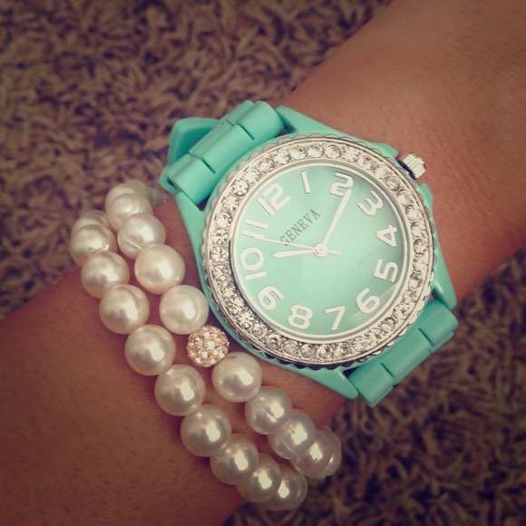 New mint green Geneva glitz watch