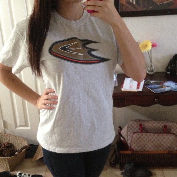 NHL Anaheim Ducks Shirt - Picture 3 of 3